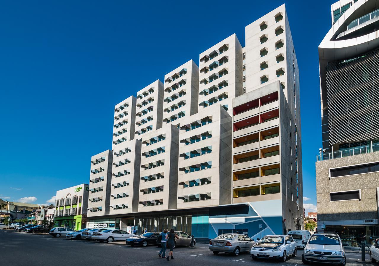 สติวเดนท์ วิลเลจ เมลเบิร์น Aparthotel ภายนอก รูปภาพ